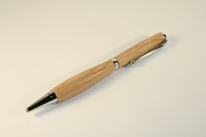 Slimline pen in oak with chrome finish