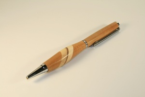 Slimline pen in tarred alder with chrome finish and aspen, olive & walnut inlay