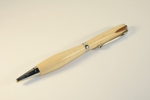 Slimline pen in birch with chrome finish and tarred alder inlay