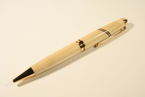 Classic pen in birch with 24 carat gold finish and oak & sapele inlay